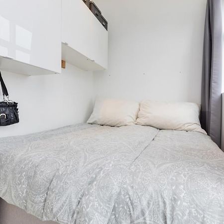 Stylish Apartment With Beautiful Views Of The River, Beach Nearby Kristiansand Exterior foto
