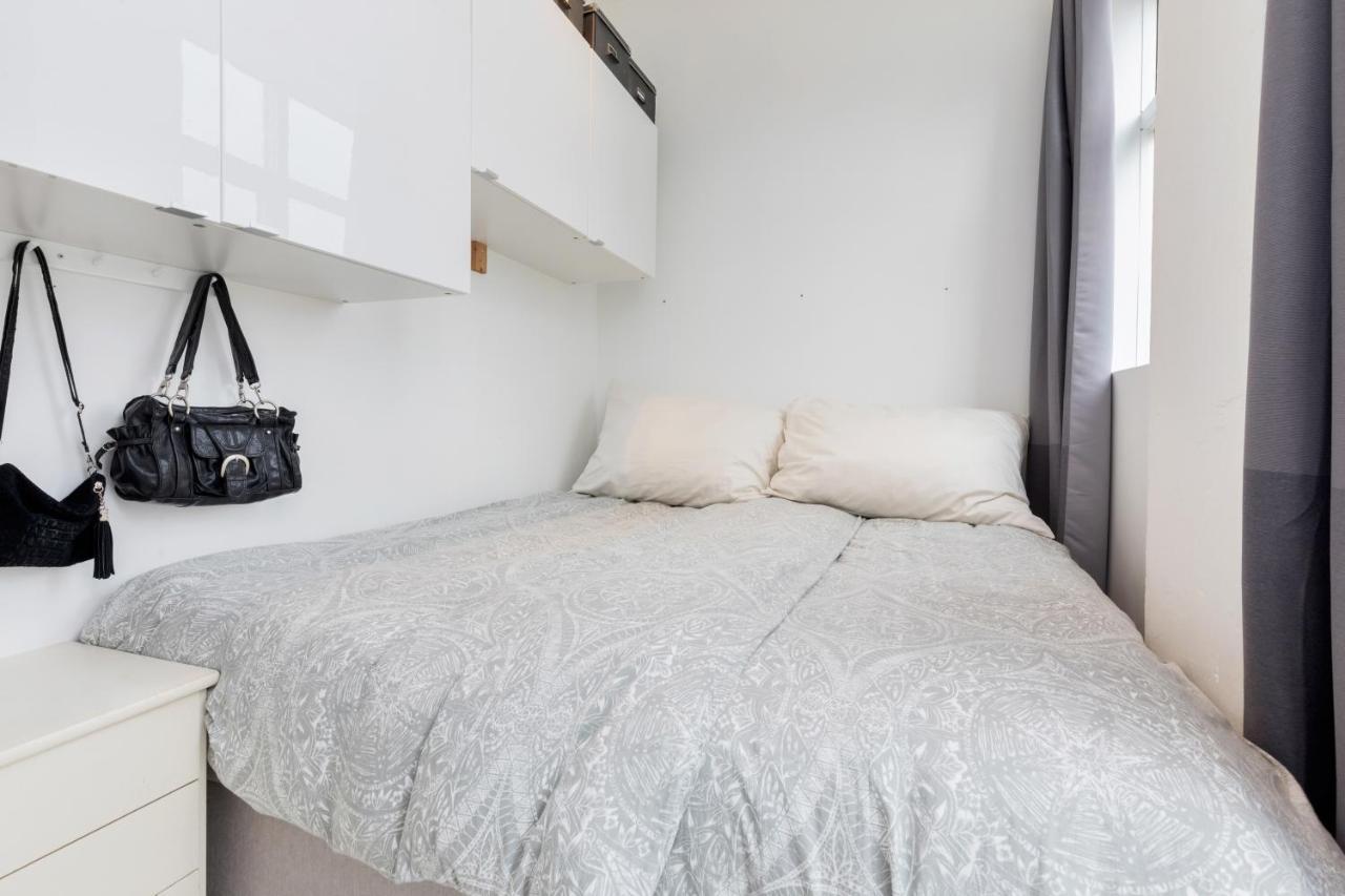 Stylish Apartment With Beautiful Views Of The River, Beach Nearby Kristiansand Exterior foto